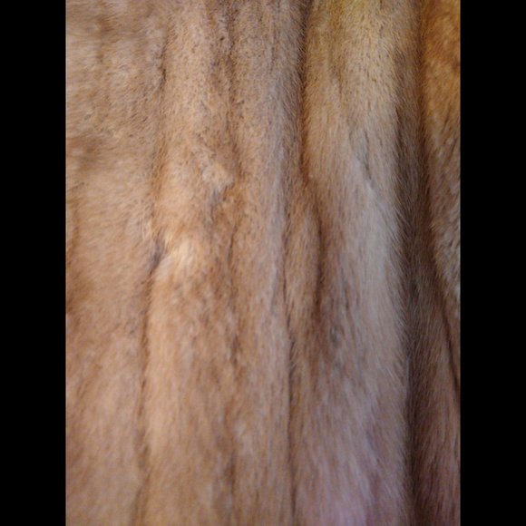 Women's vintage fur coat - Picture 4 of 7
